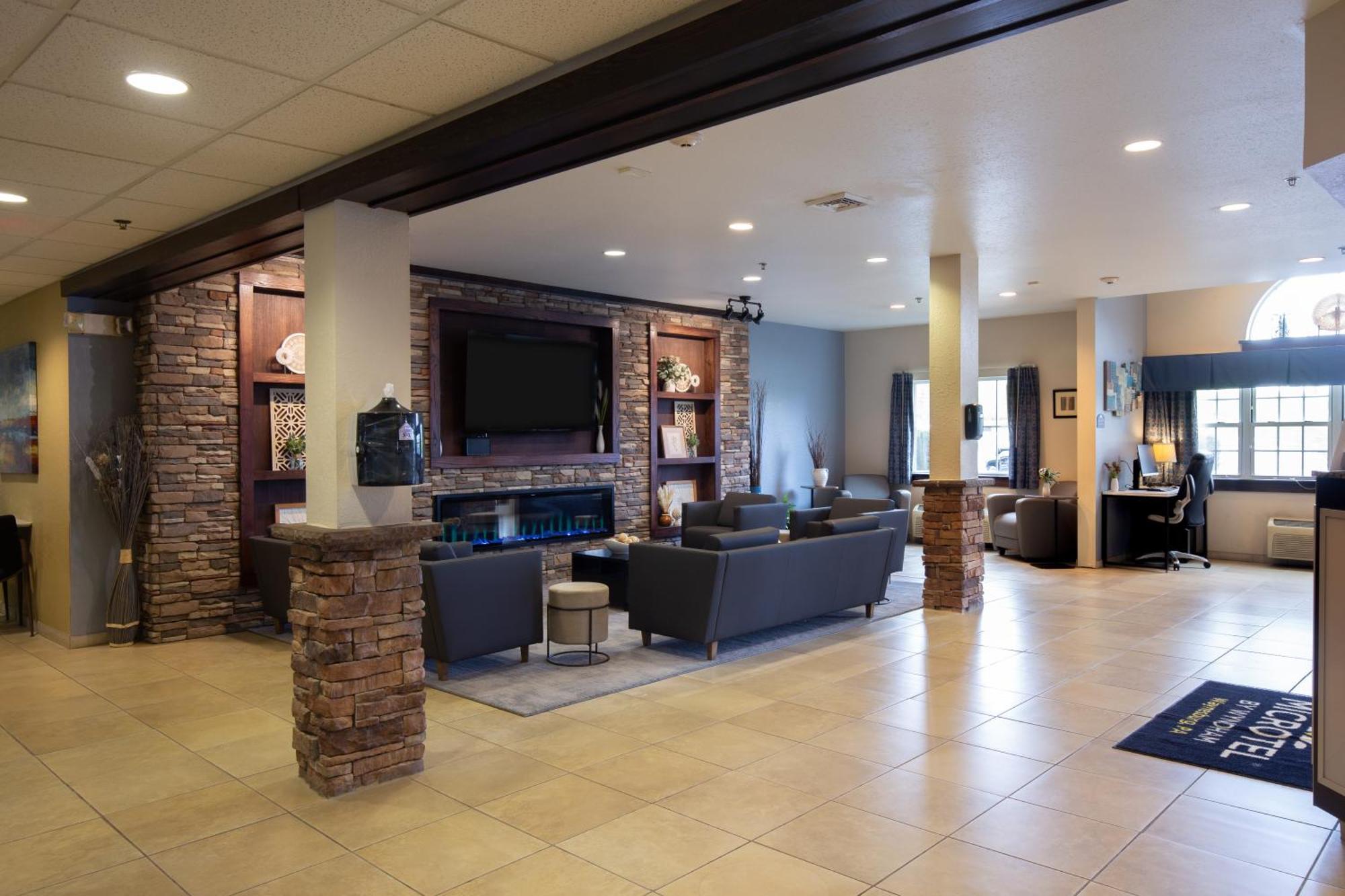 Microtel & By Wyndham Hotel Waynesburg