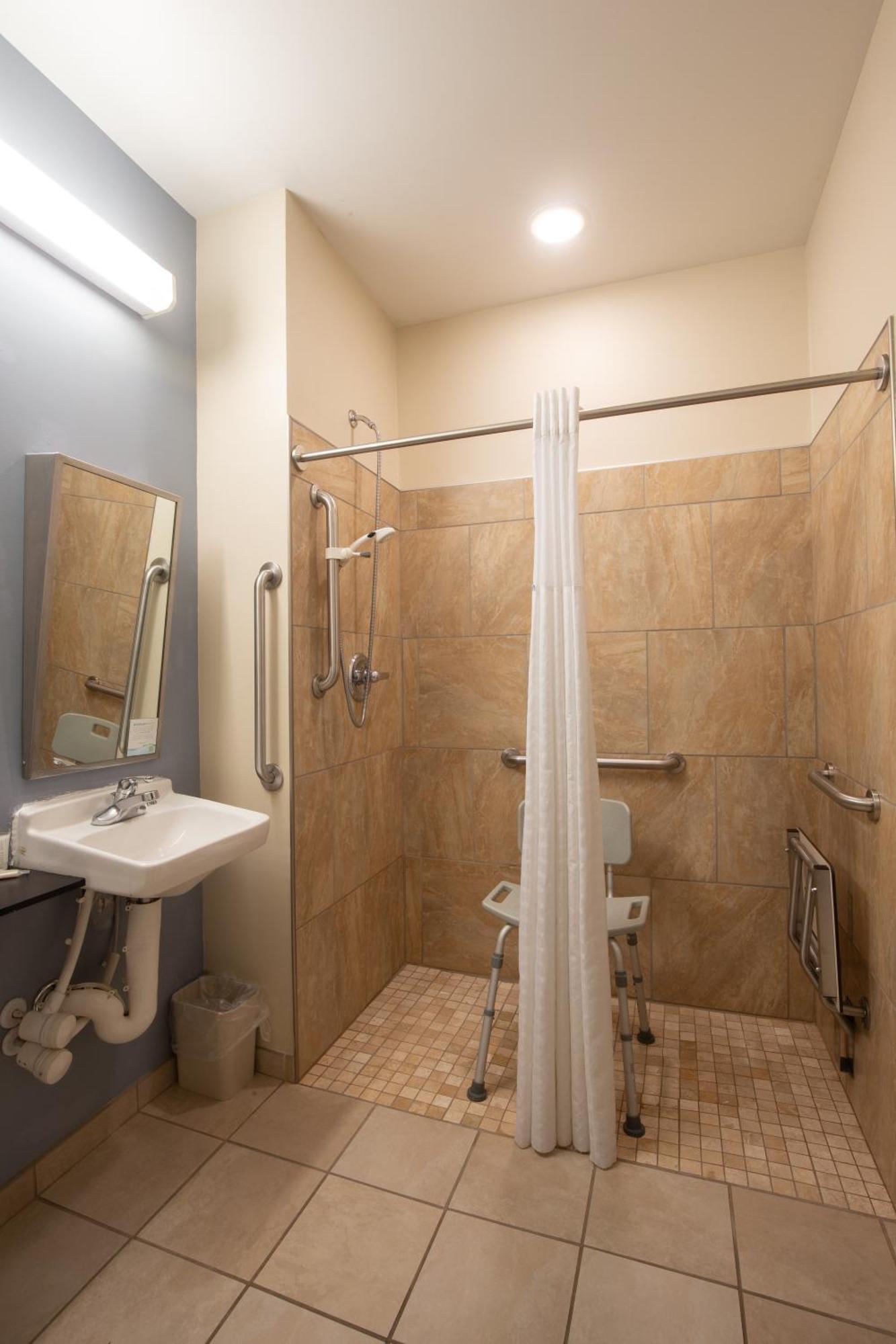 Microtel & By Wyndham Waynesburg