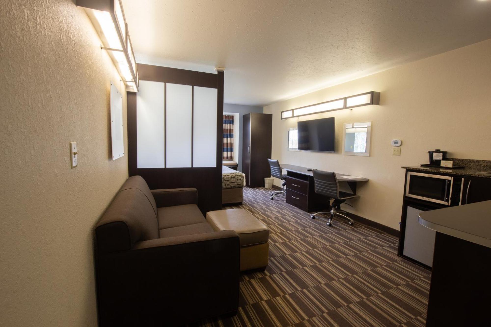 Microtel & By Wyndham Hotel