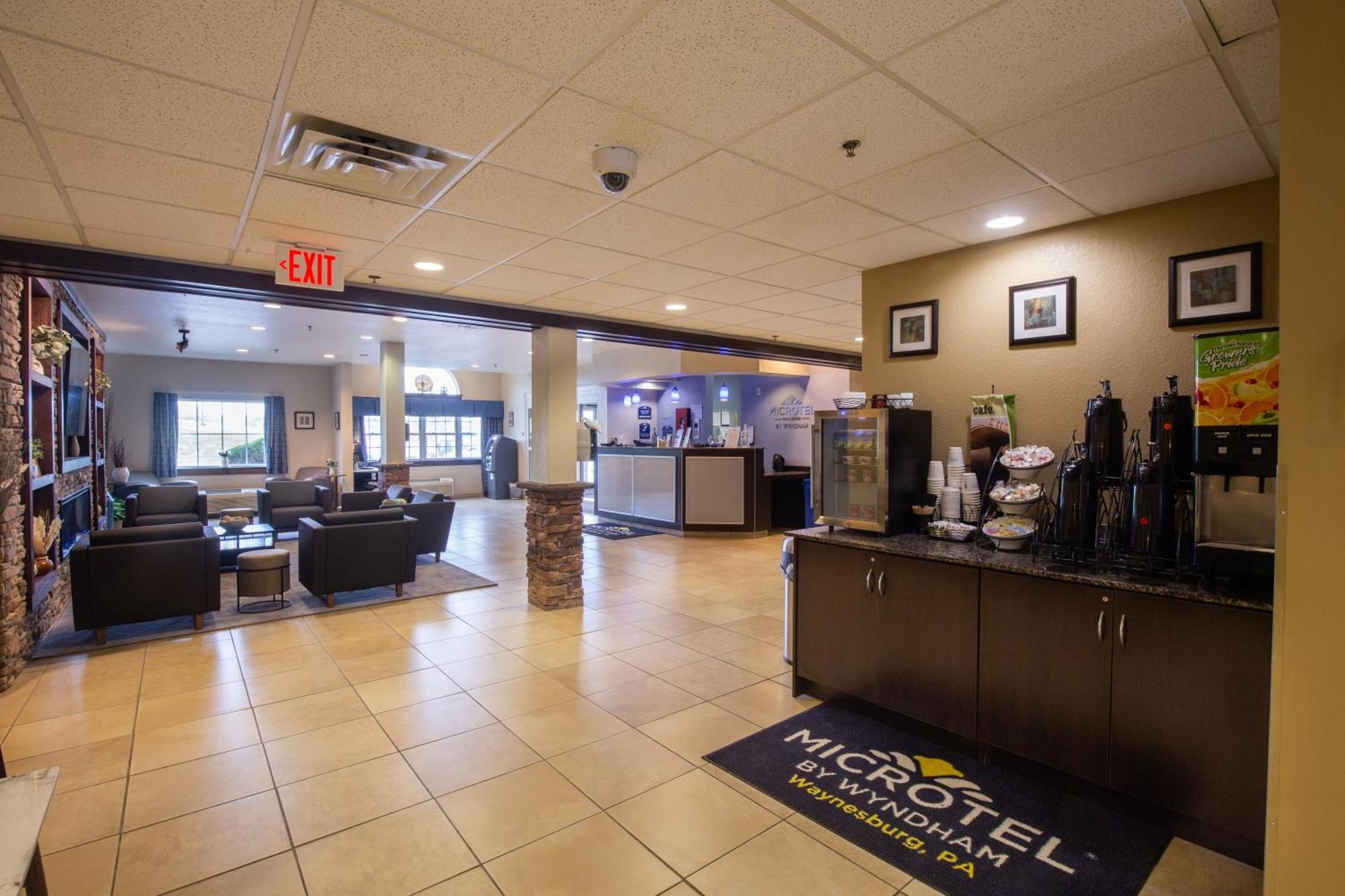 Hotel Microtel & By Wyndham 3*