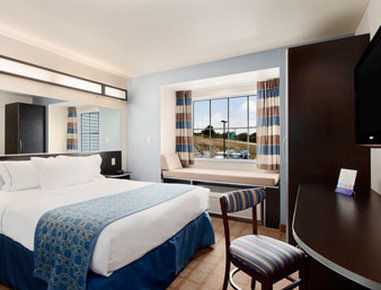 Microtel & By Wyndham Hotel Waynesburg