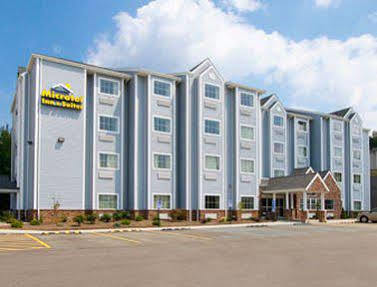 Microtel & By Wyndham Hotel Waynesburg